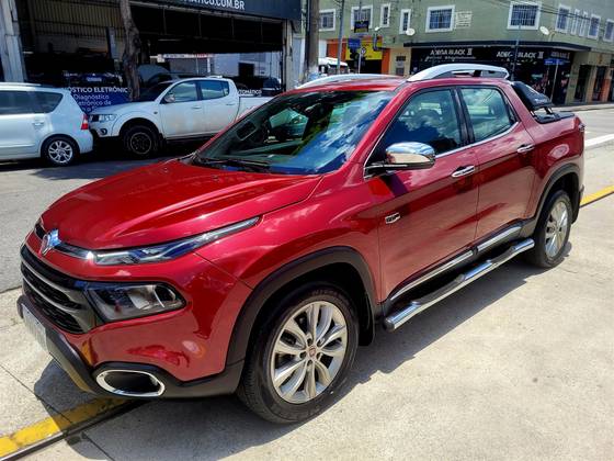 FIAT TORO 2.0 16V TURBO DIESEL RANCH 4WD AT9 FIAT TORO 2.0 16V TURBO DIESEL RANCH 4WD AT9